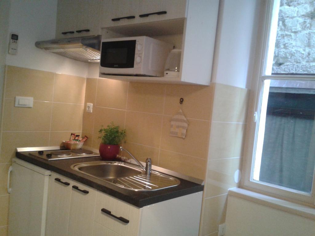 Apartments Mila Split Szoba fotó