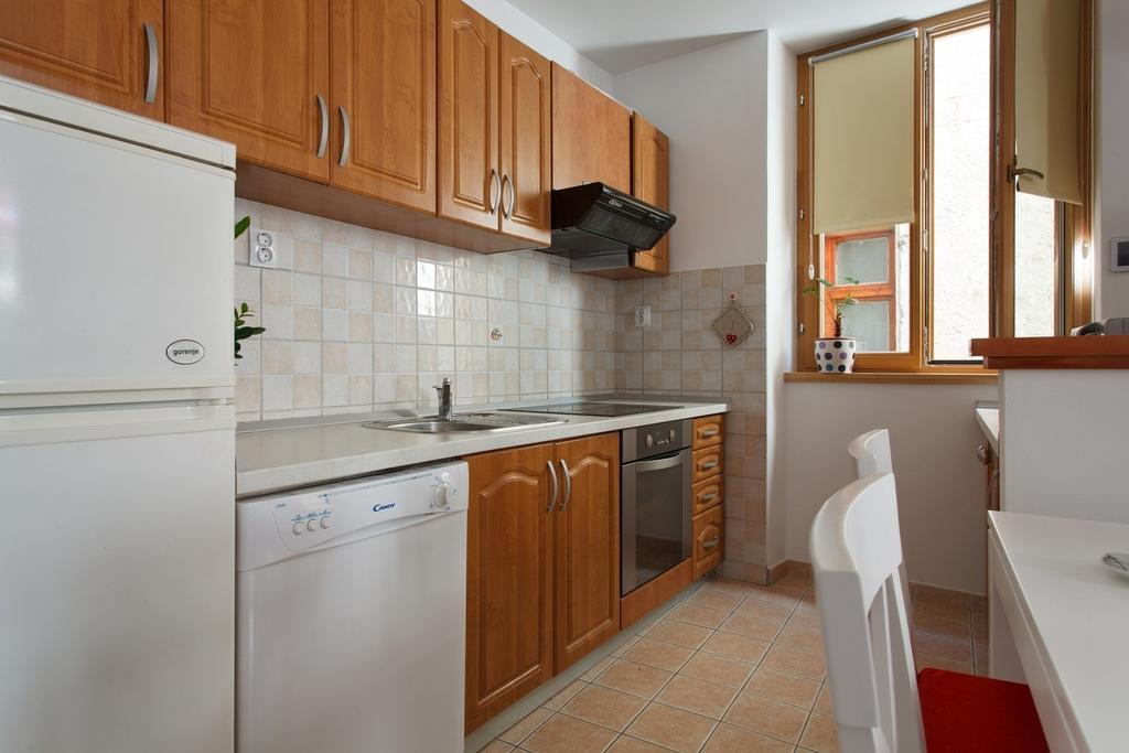 Apartments Mila Split Szoba fotó