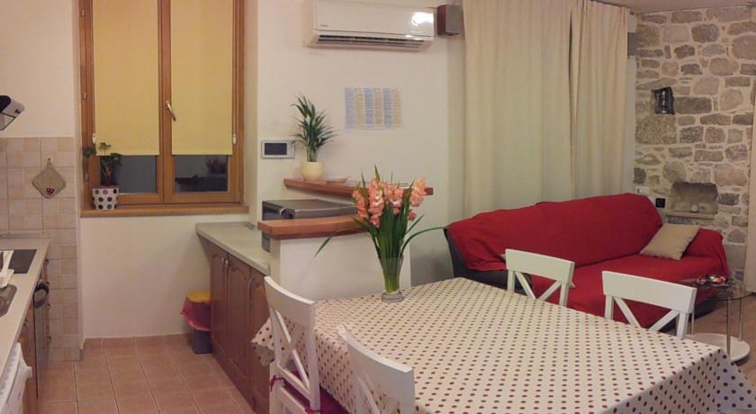 Apartments Mila Split Szoba fotó